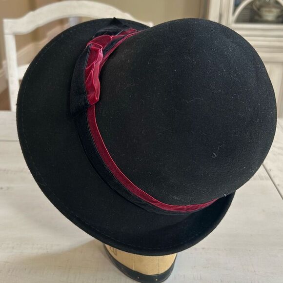 CALLANAN Black Wool Bow Hat - Picture 4 of 5